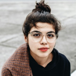 الصفحة الرئيســية Author Skip Img